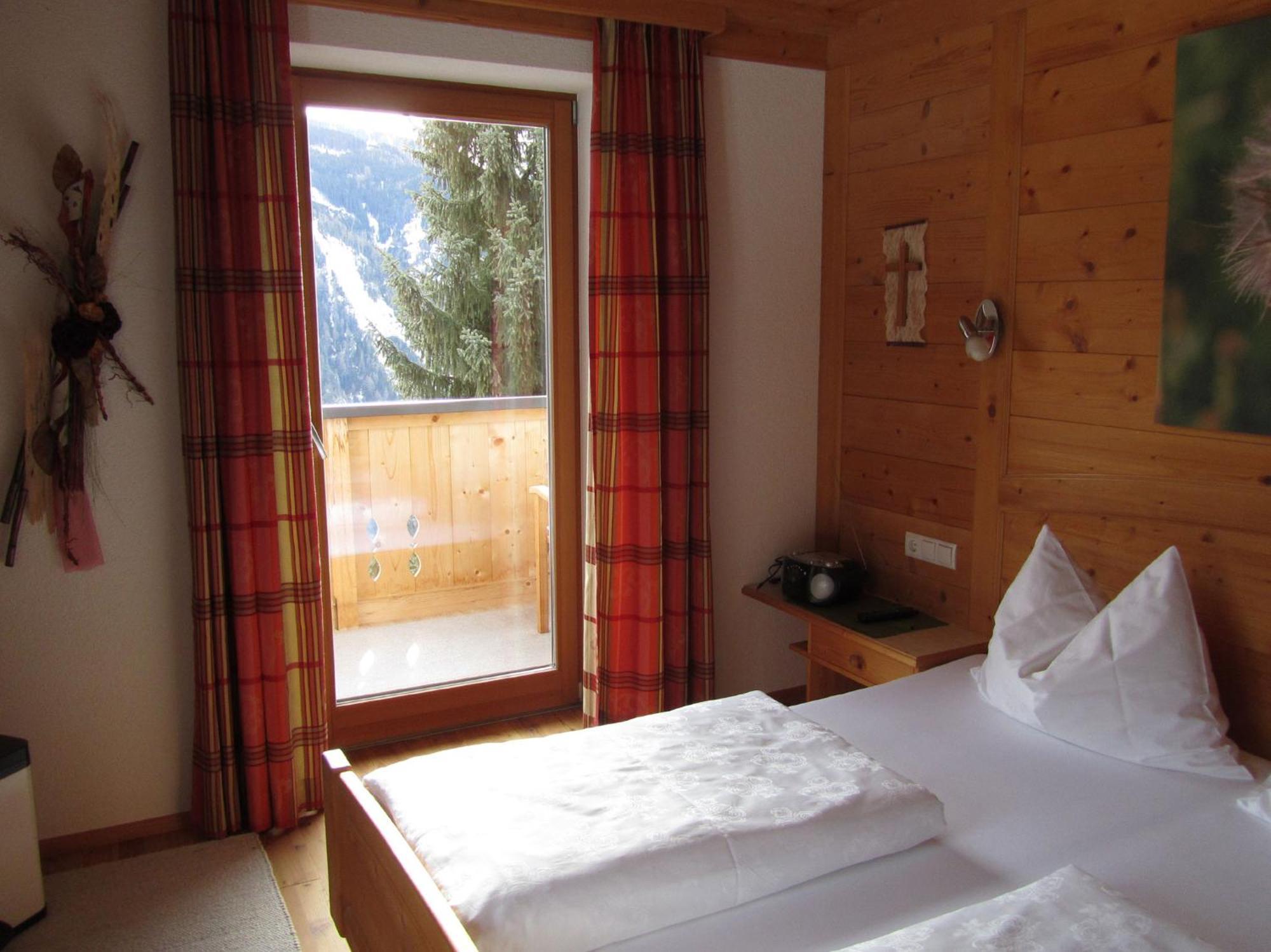 Ferienwohnung Haus Lentsch Kaunerberg Zimmer foto