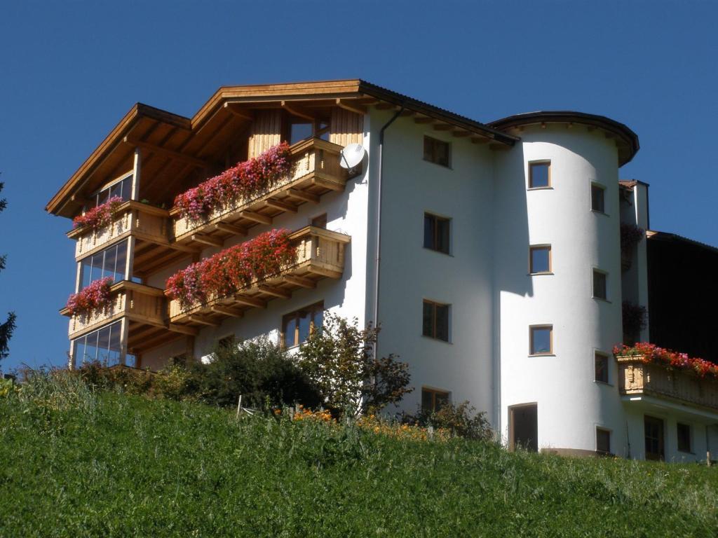 Ferienwohnung Haus Lentsch Kaunerberg Exterior foto